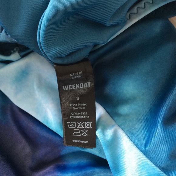 NWOT ASOS Weekday Porto One Shoulder Swimsuit - Picture 8 of 8